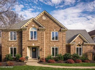10829 Golden Maple Pl, Louisville, KY 40223