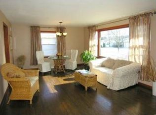 2644 W Grove Ave, Waukegan, IL 60085