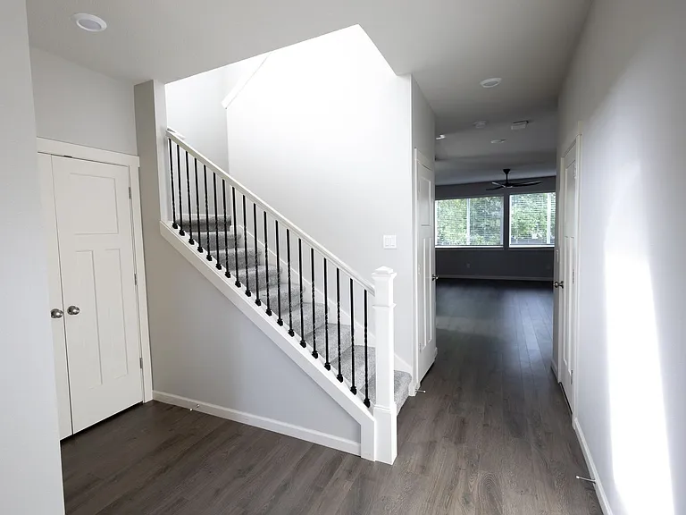 13309 NE 114th Way — Photo 2