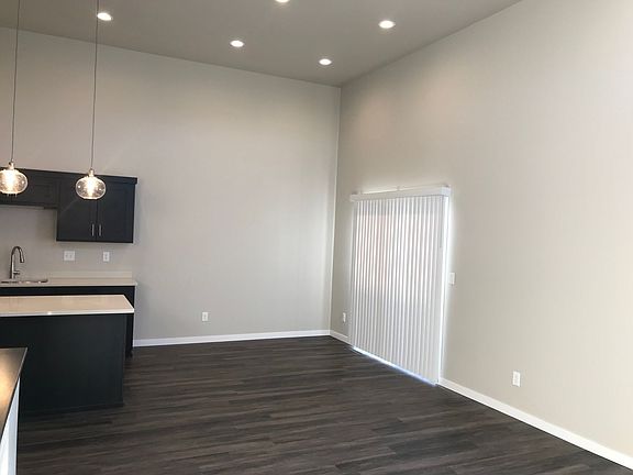 5th image of 2164 Allison Ln W