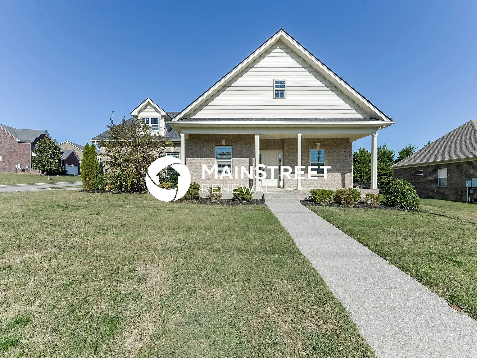 3024 Honeysuckle Dr — Photo 1