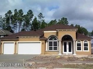 1881 Paradise Moorings Blvd, Middleburg, FL 32068