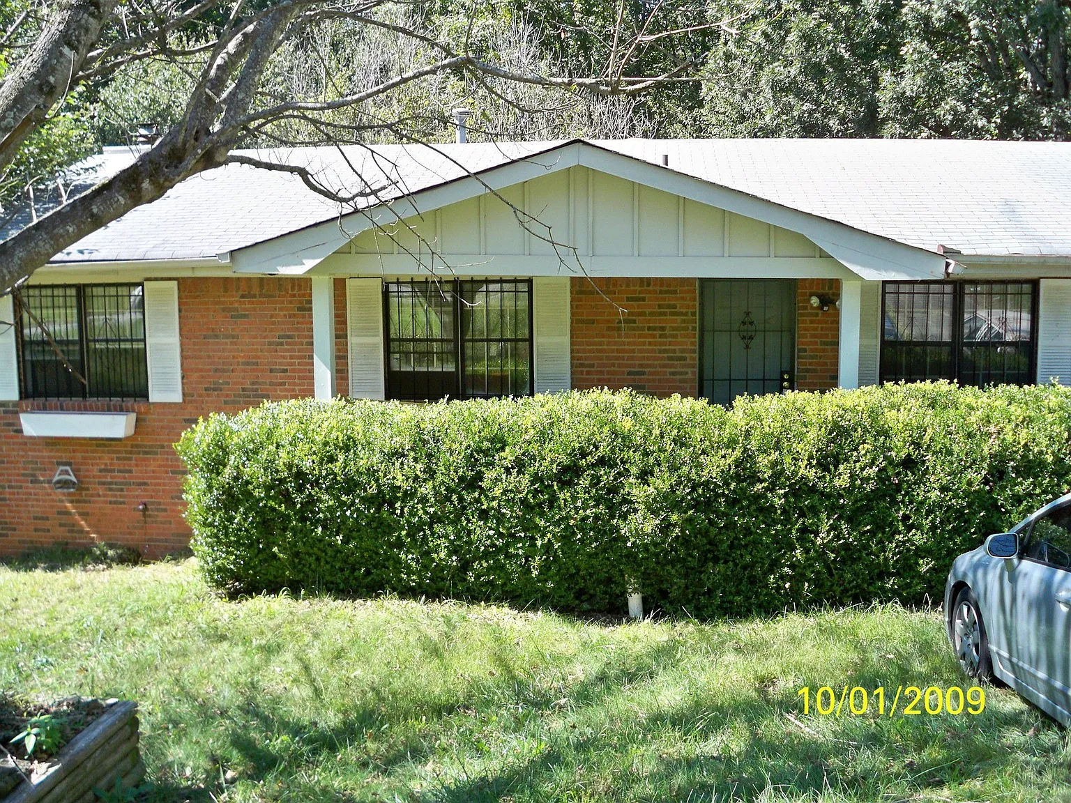 6717 Cambridge Dr photo 1