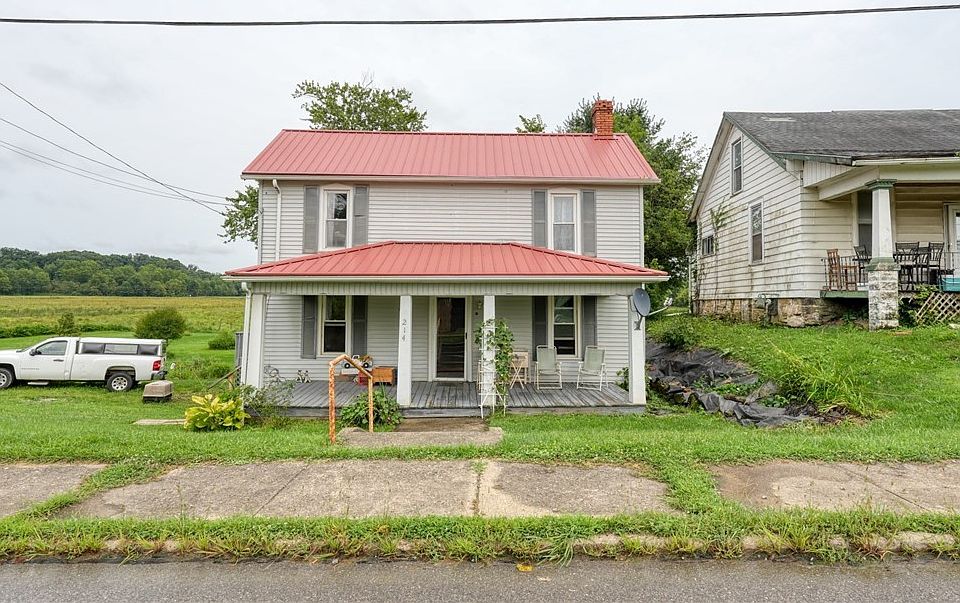 1st image of 214 Main St