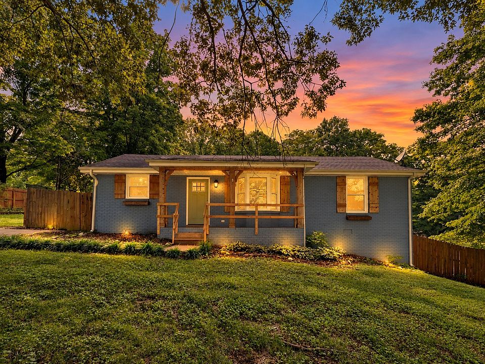1st image of 707 Darrow Dr