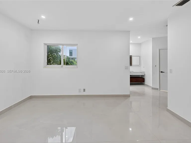 1101 S Shore Dr #1 — Photo 19