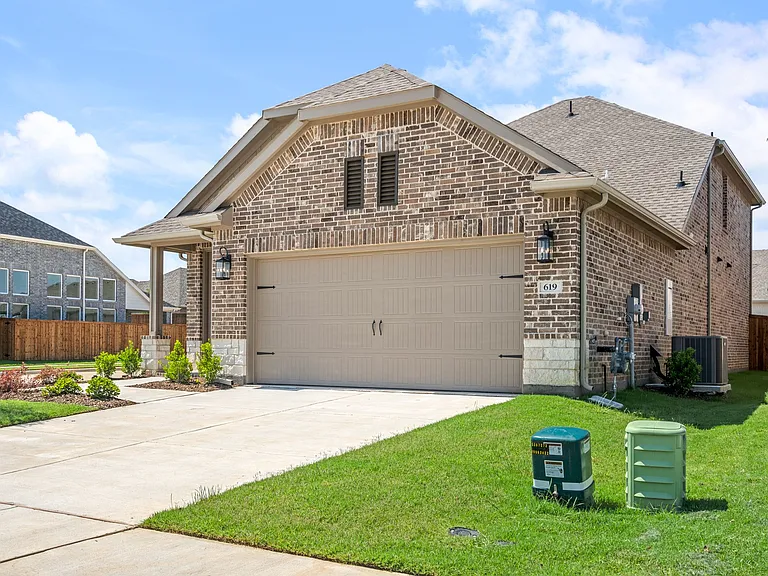 619 Sunflower Trl — Photo 28