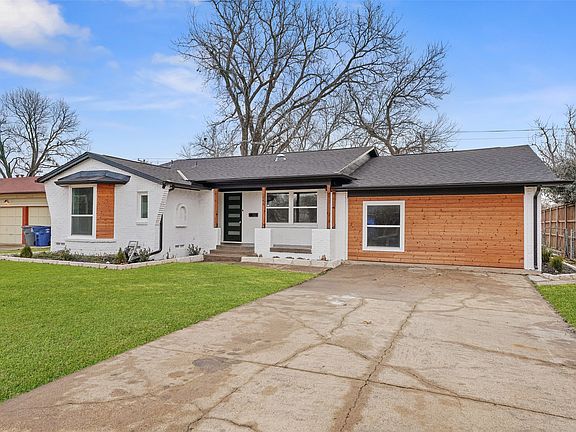 3rd image of 11046 Delford Cir