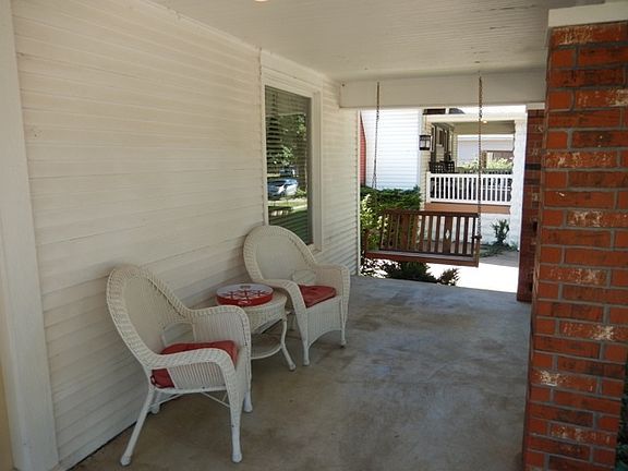 3rd image of 304 S Martinson St