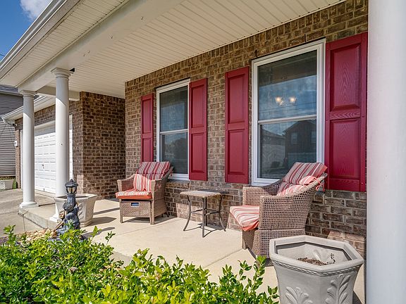 2nd image of 3180 Bridgepoint Dr