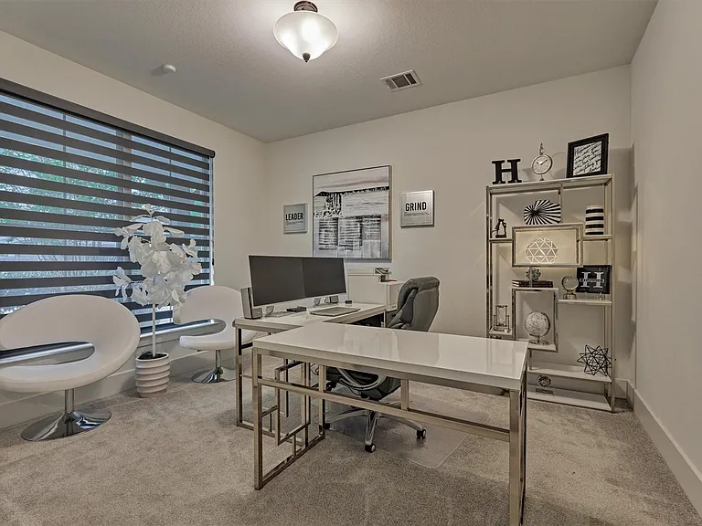 407 Tulip Tree Ct — Photo 12