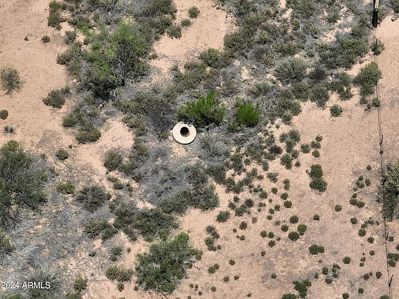 5th image of W Agua Blanca Rd