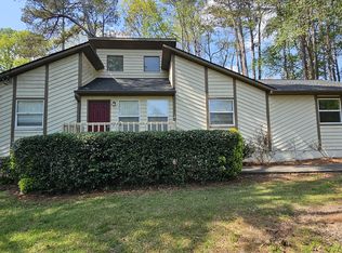 804 Emerald Forest Cir, Lawrenceville, GA