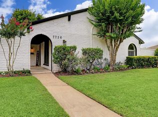 7726 Del Rey Ln, Houston, TX 77071