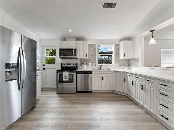 5th image of 73 Ibis Ln