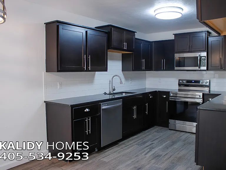 4116 Overland Dr — Photo 8