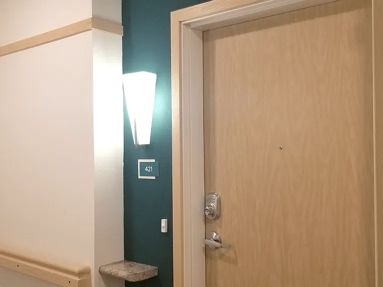 The Madisonian Senior Apartments — Photo 8