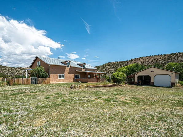 144 State Highway 341, La Madera, NM 87539