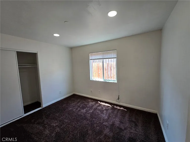 10218 S San Pedro St — Photo 11
