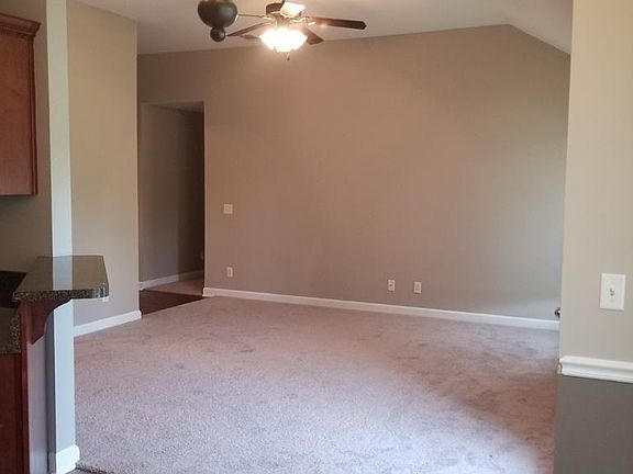 5th image of 338 Mill Pond Ln SE