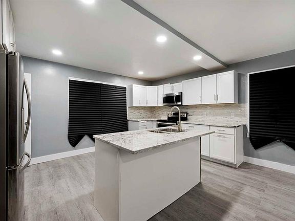 5th image of 4351 N Crittenden Ave