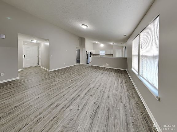 2nd image of 10754 Galant Fox Ct