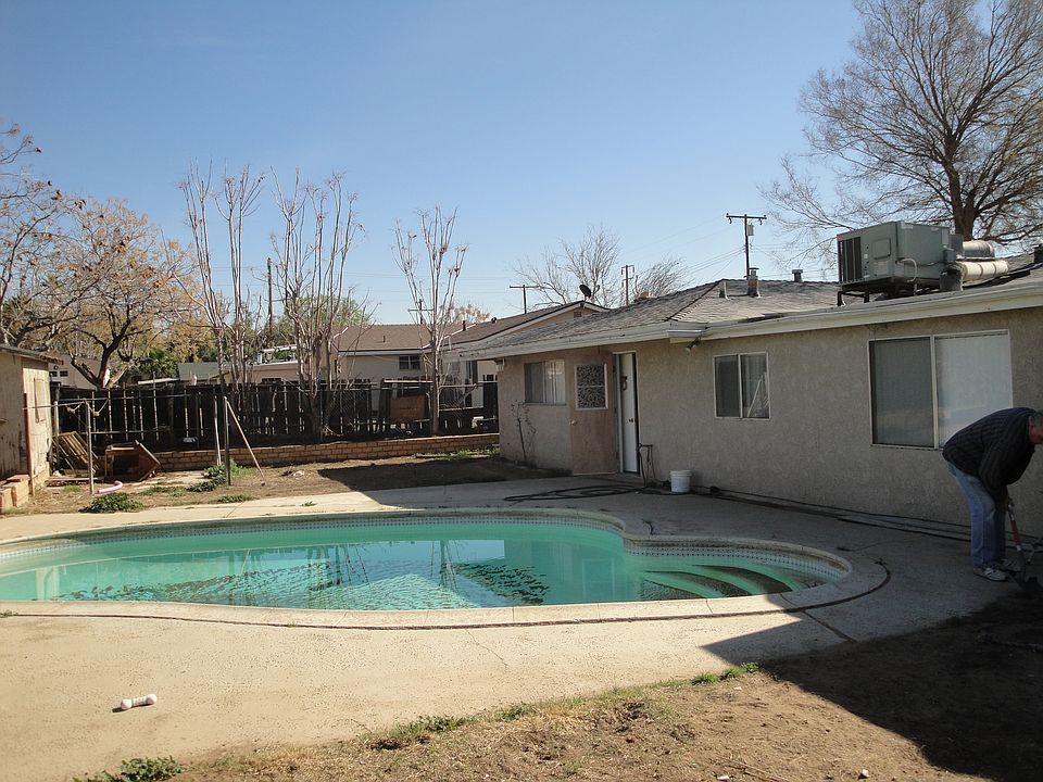 Small back yard with pool