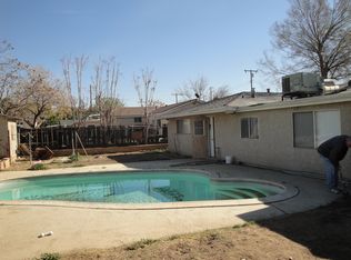 9733 55th St, Jurupa Valley, CA 92509