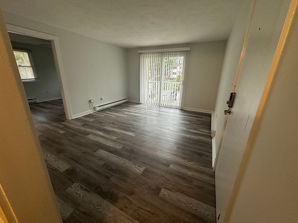 1st image of 60 Phillips St #8-4