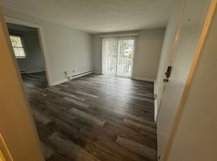 60 Phillips St #8-4, Attleboro, MA 02703