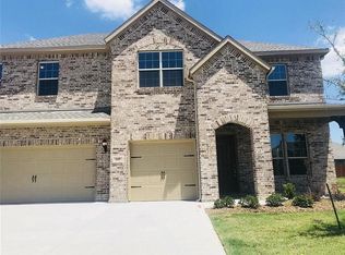 100 Sendero Oak Dr, Crowley, TX 76036