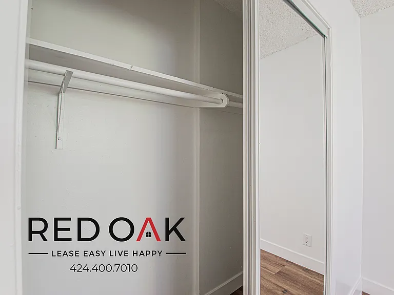 1843 S Gramercy Pl #9 — Photo 21