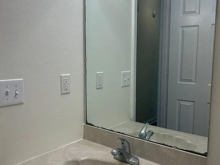 4320 Roundtable Ct — Photo 10