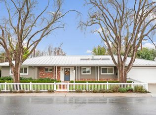 211 Laurel St, Menlo Park, CA 94025