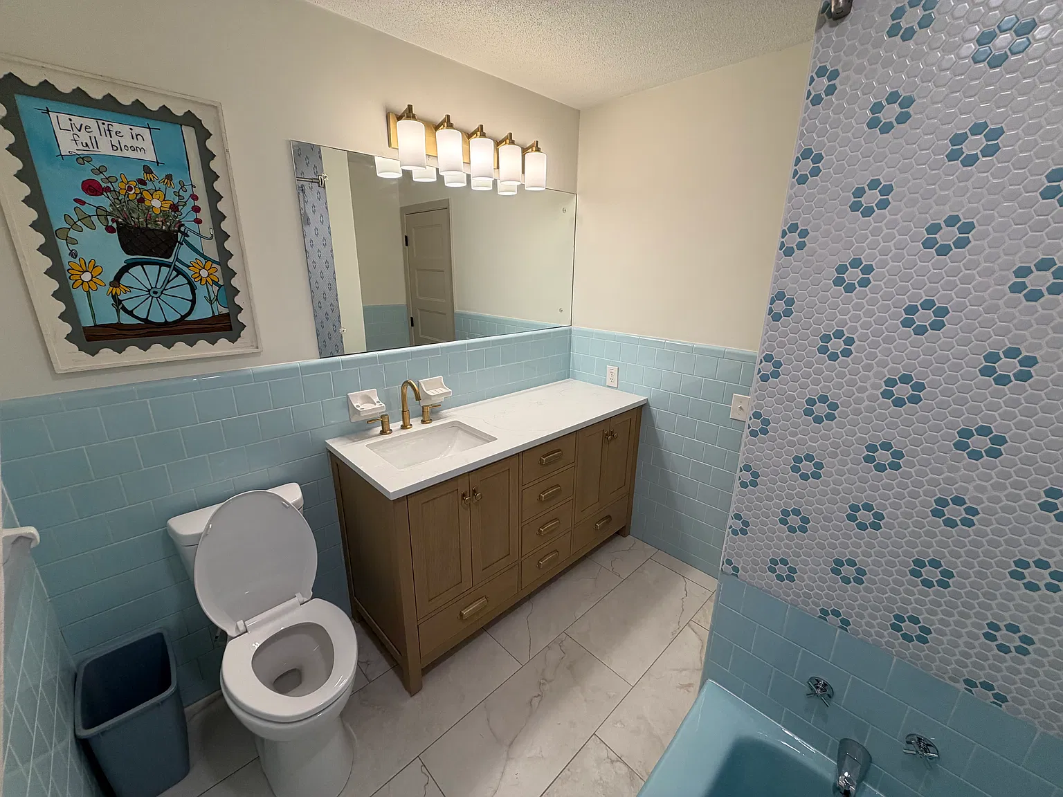 3 bed, 1334 sqft, $2,500 — Photo 3