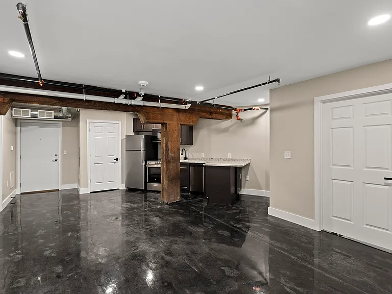 Prince Street Lofts — Photo 21