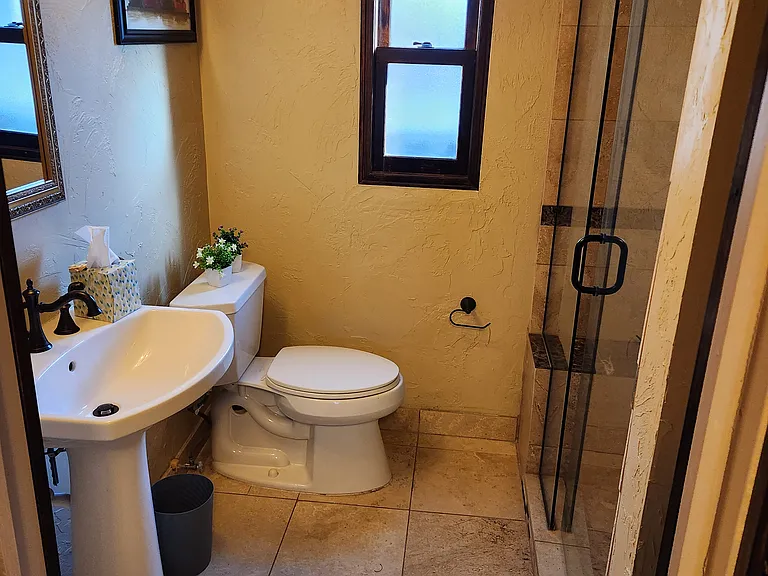1360 Monaco Pkwy — Photo 15