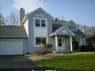 19 Charis Rd, Manchester, CT 06042