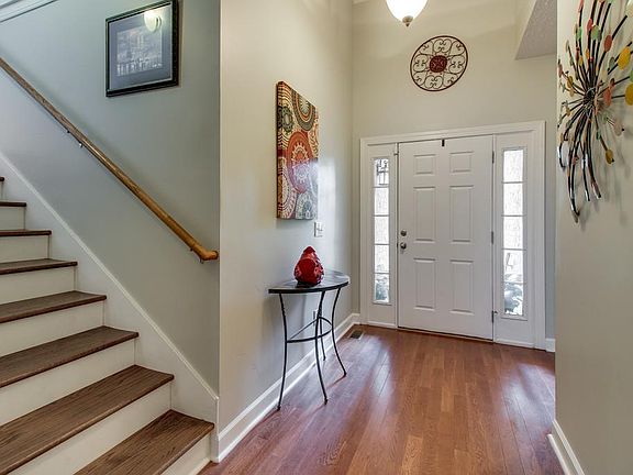 2nd image of 6712 Sunnywood Dr