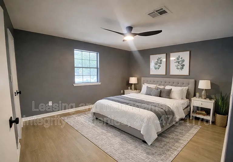2339 Robley Dr — Photo 4