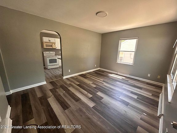 4th image of 1624 Glenrose Ave
