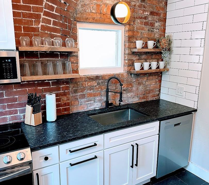 1st image of 254 N Allegheny St #9