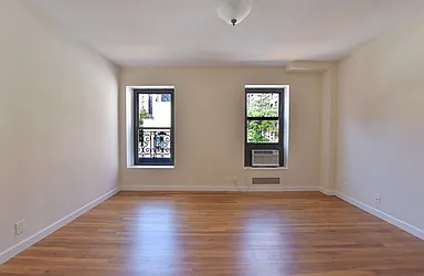 Rented by Mantus Real Estate