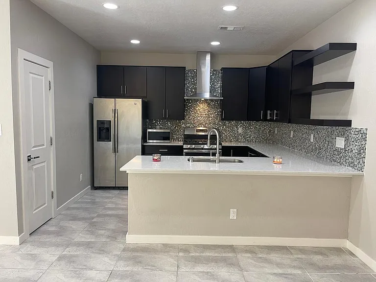 1668 Bull Lea Dr SE — Photo 10