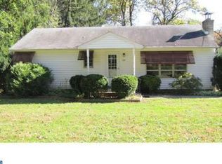 128 Matthews Ave, Doylestown, PA 18901