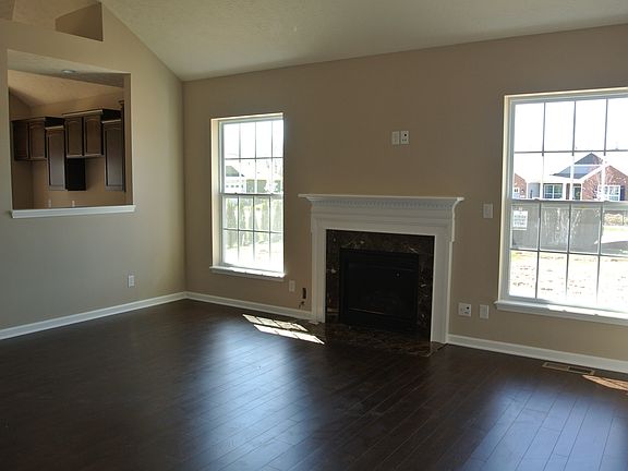 4th image of 11793 Avedon Dr
