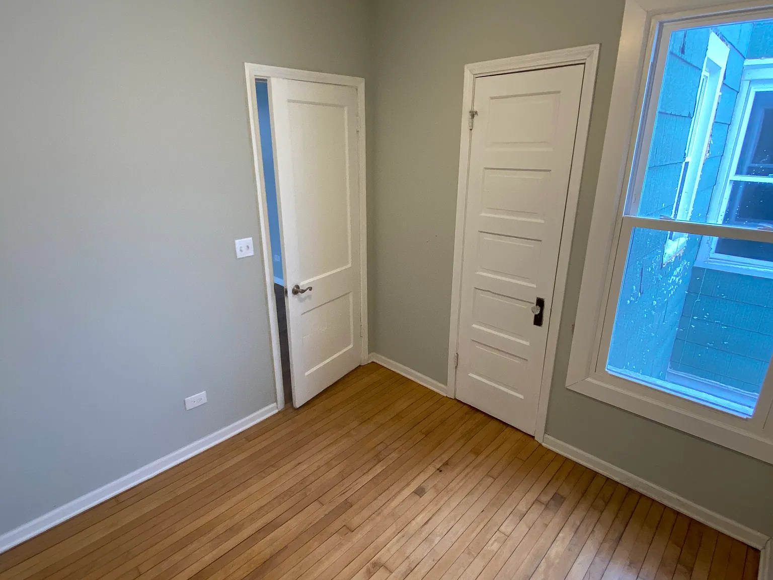 3 bed, 1250 sqft, $1,450 — Photo 4