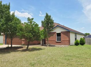 116 Live Oak Ln, Terrell, TX 75160