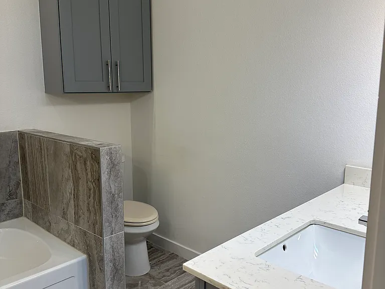 1211 Beaconsfield Ln #605 — Photo 33