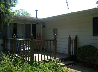 104 S Segler Ln, Bartonville, IL 61607